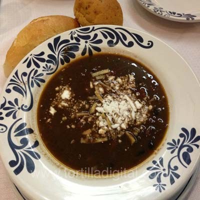 Sopa de lentejas tradicional